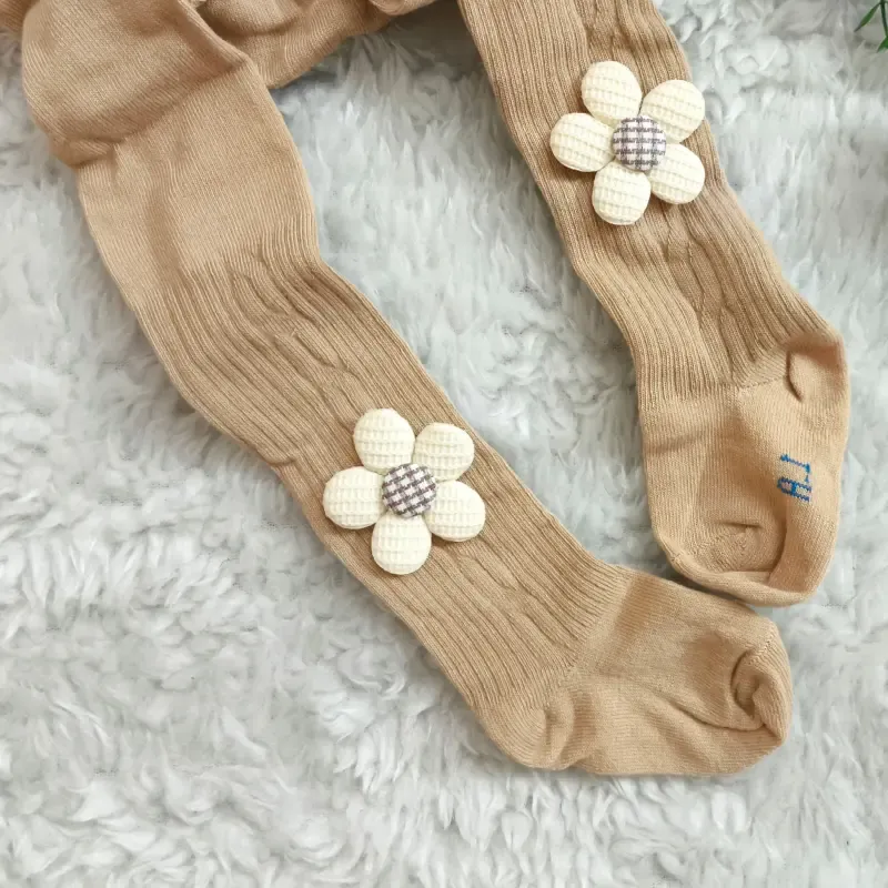 جوراب شلواری کبریتی بابونه دخترانه نوزادی پنبه ای نرم تا 7 سال